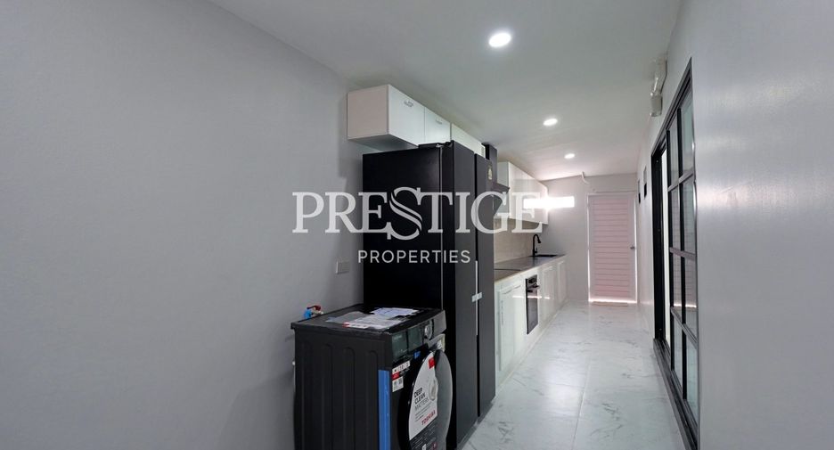 Casa en venta de 4 habitaciones en Bang Lamung, Chonburi