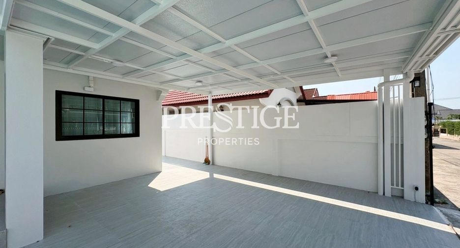Casa en venta de 4 habitaciones en Bang Lamung, Chonburi