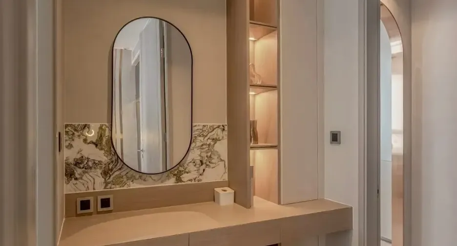 For rent 2 bedrooms condo in Sathon, Bangkok