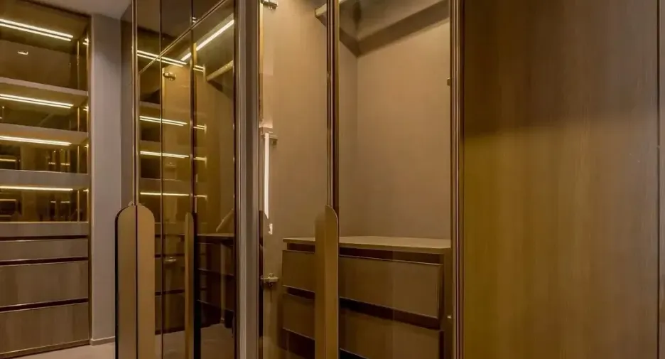 For rent 2 bedrooms condo in Sathon, Bangkok