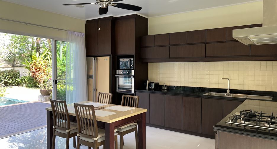 For sale and for rent 3 bedrooms villa in Mueang Phuket, Phuket