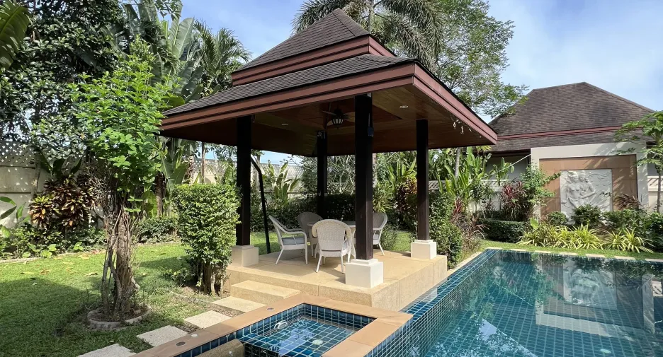 For sale and for rent 3 bedrooms villa in Mueang Phuket, Phuket
