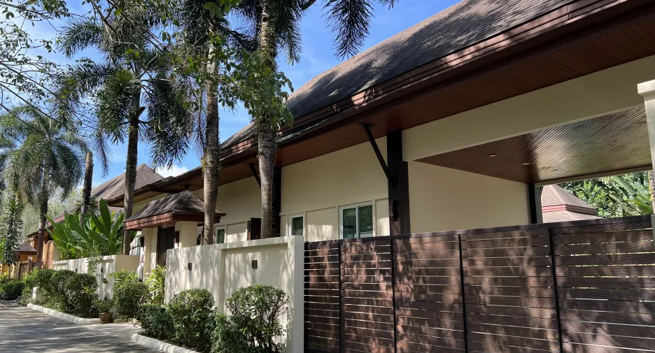 For sale and for rent 3 bedrooms villa in Mueang Phuket, Phuket