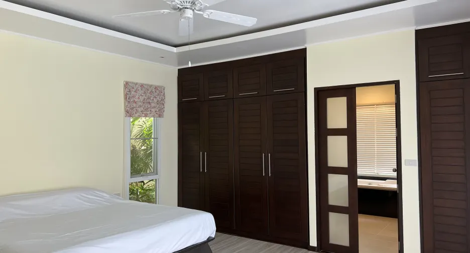 For sale and for rent 3 bedrooms villa in Mueang Phuket, Phuket