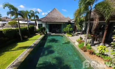 For rent 4 bedrooms villa in Thalang, Phuket