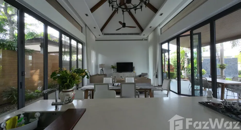 For rent 4 bedrooms villa in Thalang, Phuket