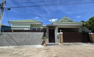 À louer 4 chambres maison à Bang Lamung, Chonburi