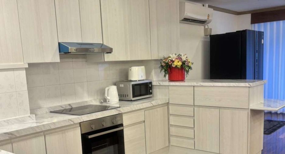 Wohnung zur Miete mit 2 Zimmer in Sathon, Bangkok