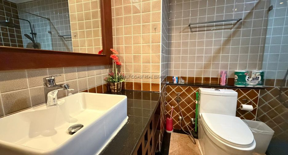 For sale studio condo in Bang Lamung, Chonburi