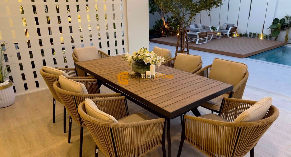 Casa en venta de 4 habitaciones en Bang Lamung, Chonburi