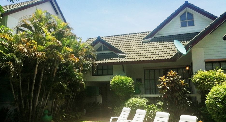 For sale and for rent 6 bedrooms house in Bang Lamung, Chonburi