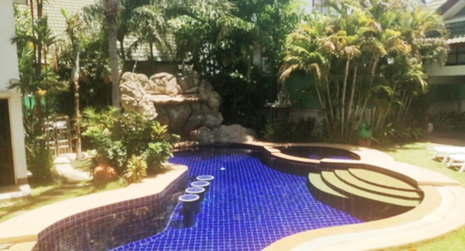 For sale and for rent 6 bedrooms house in Bang Lamung, Chonburi