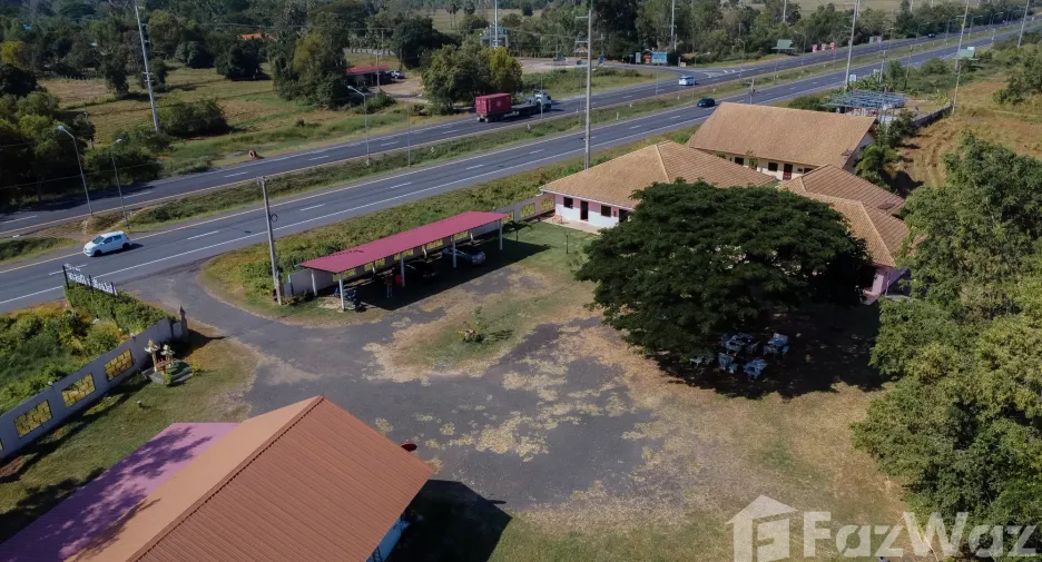 For sale and for rent 19 bedrooms hotel in Chaloem Phra Kiat, Buriram