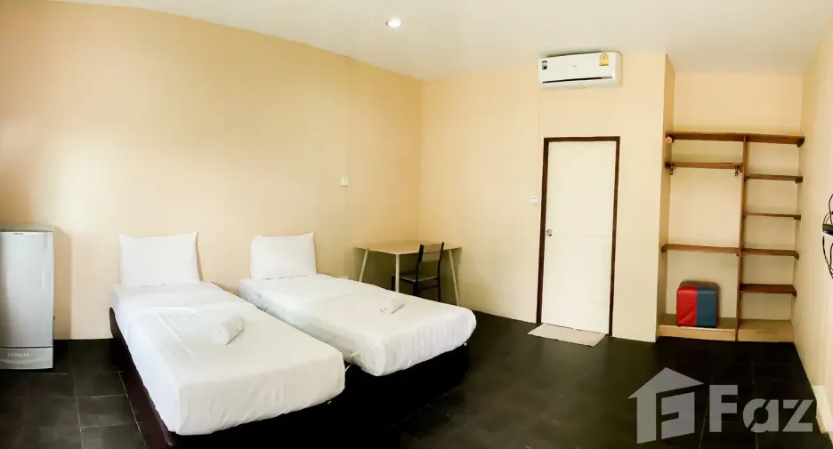 For sale and for rent 19 bedrooms hotel in Chaloem Phra Kiat, Buriram