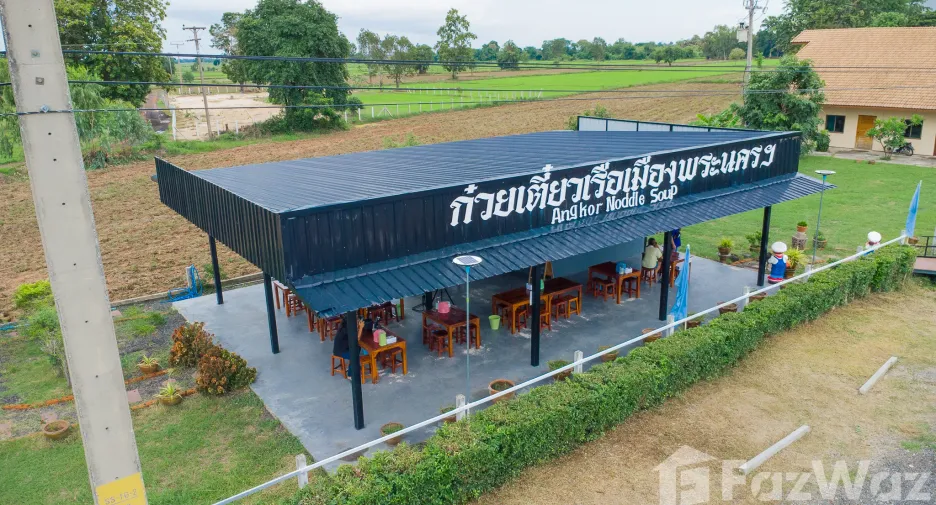 For sale and for rent 19 bedrooms hotel in Chaloem Phra Kiat, Buriram