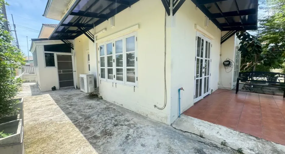 出租 3 卧室 独立屋 在 Ban Chang, Rayong