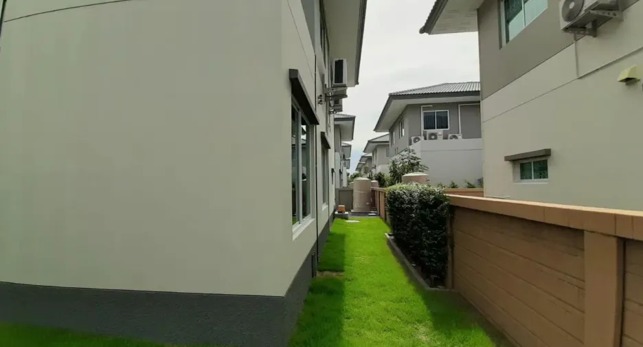 For rent 3 bedrooms house in Pak Kret, Nonthaburi