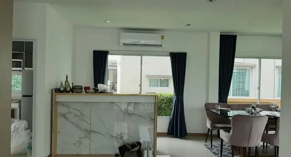 For rent 3 bedrooms house in Pak Kret, Nonthaburi