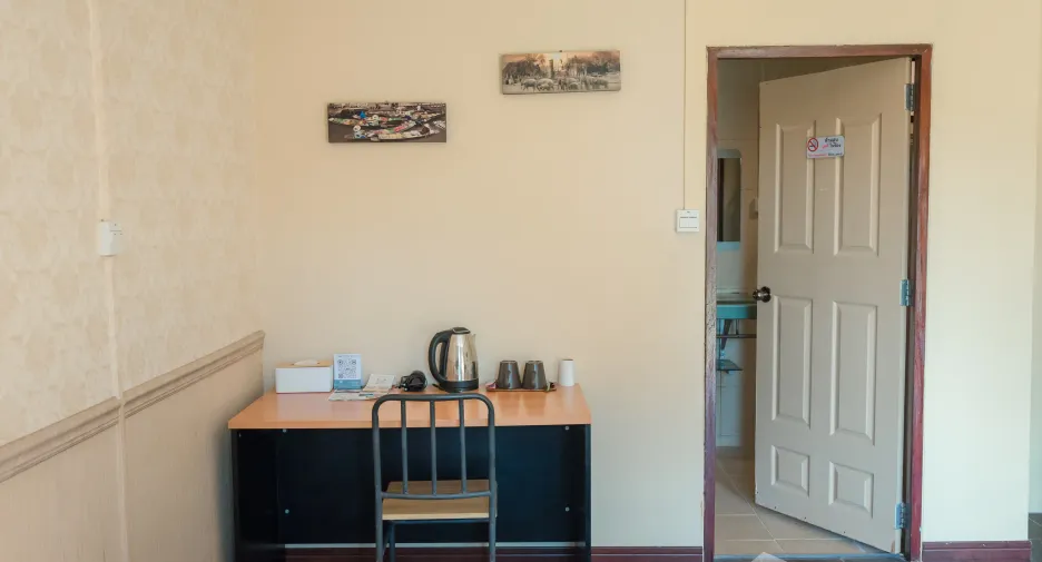 For rent 1 bed hotel in Chaloem Phra Kiat, Buriram