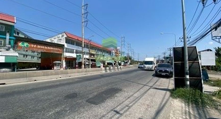 For sale 3 ベッドルーム office in Phan Thong, Chonburi