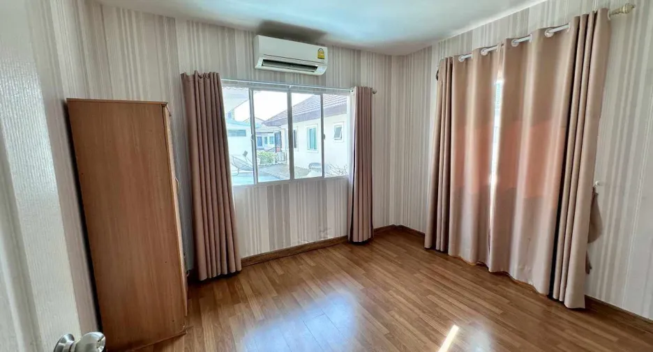 À louer 3 chambres maison à Mueang Pathum Thani, Pathum Thani