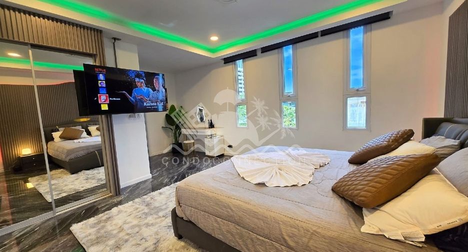 For sale 3 bedrooms condo 