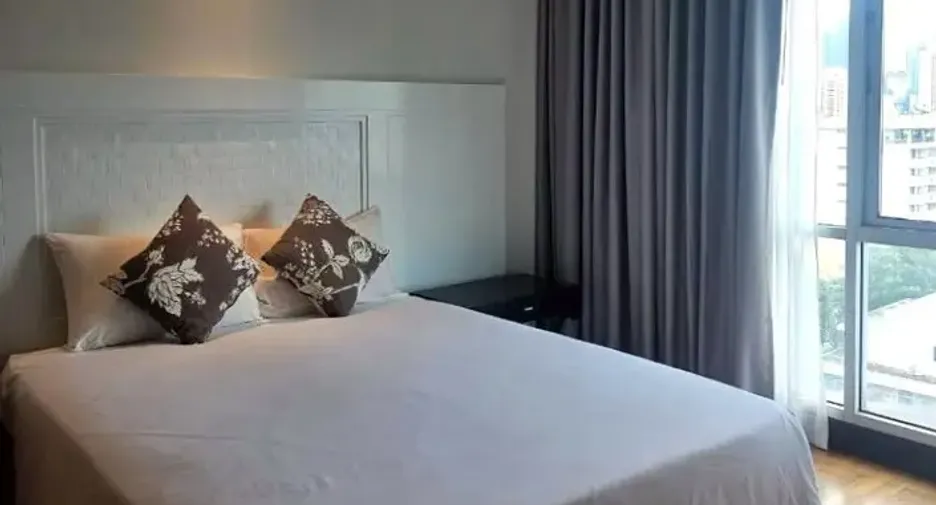 For rent 4 bedrooms condo in Pathum Wan, Bangkok