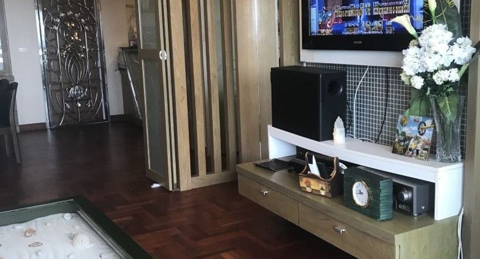For rent 2 bedrooms condo in Ban Chang, Rayong
