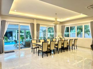 Casa en venta y en alquiler de 6 habitaciones en Bang Lamung, Chonburi