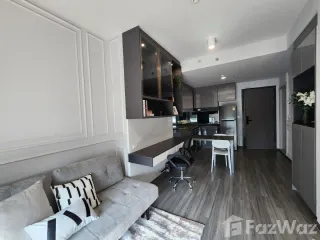 Wohnung zur Miete mit 1 Zimmer in Bang Rak, Bangkok