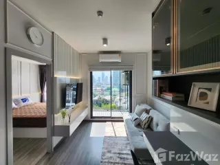 Wohnung zur Miete mit 1 Zimmer in Bang Rak, Bangkok