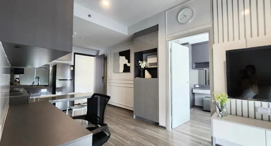 For rent 1 bed condo in Bang Rak, Bangkok