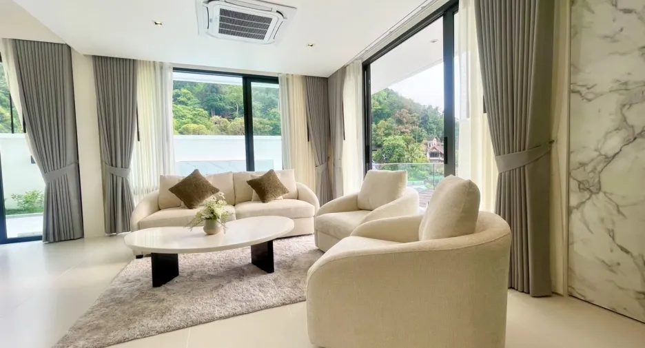 For rent 3 bedrooms villa in Mueang Phuket, Phuket