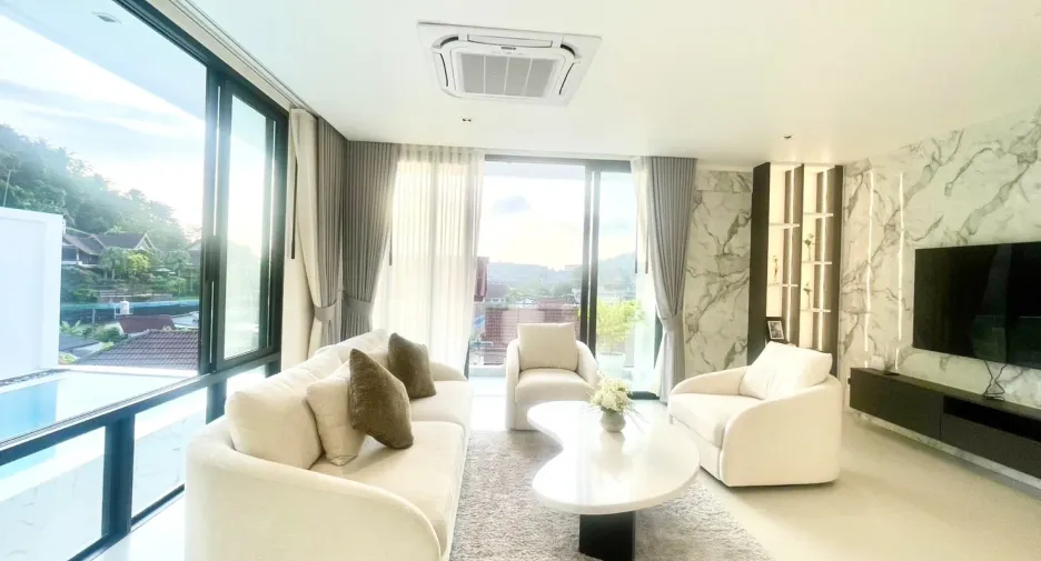 For rent 3 bedrooms villa in Mueang Phuket, Phuket