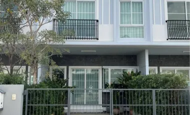 À vendre 2 chambres maison à Phra Samut Chedi, Samut Prakan