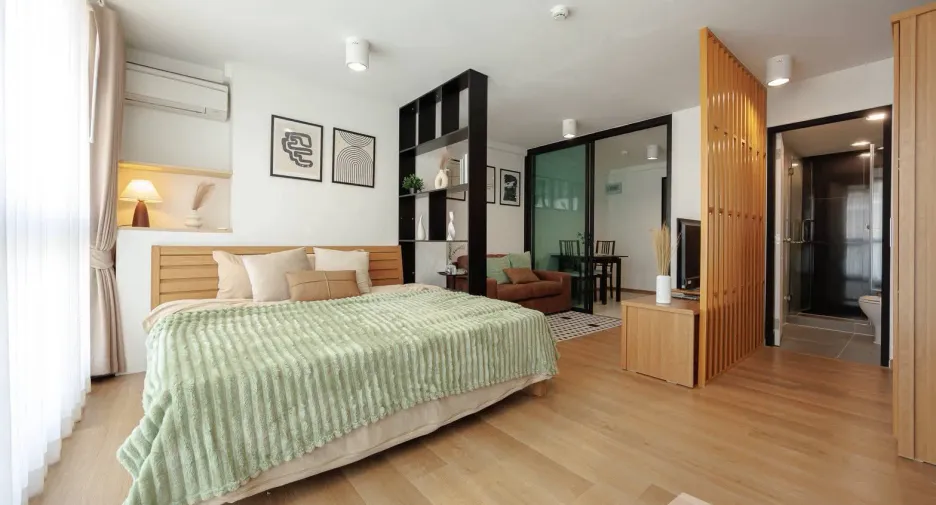 Wohnung zur Miete mit Studio in Khlong Toei, Bangkok