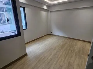 Reihenhaus zur Miete mit 4 Zimmer in Khlong Toei, Bangkok