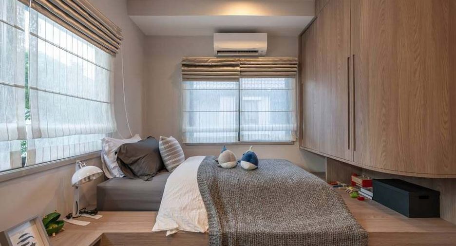 For sale 3 bedrooms house in Bang Bo, Samut Prakan