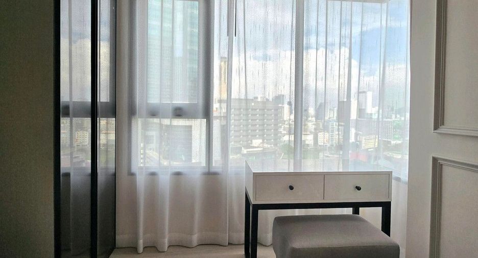 For rent 1 bed condo in Pathum Wan, Bangkok