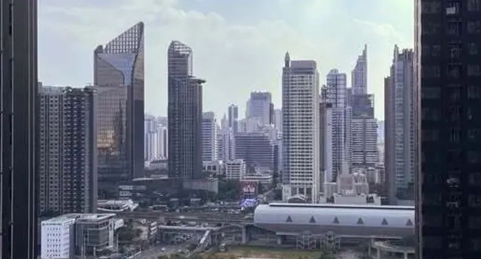 For sale studio condo in Huai Khwang, Bangkok