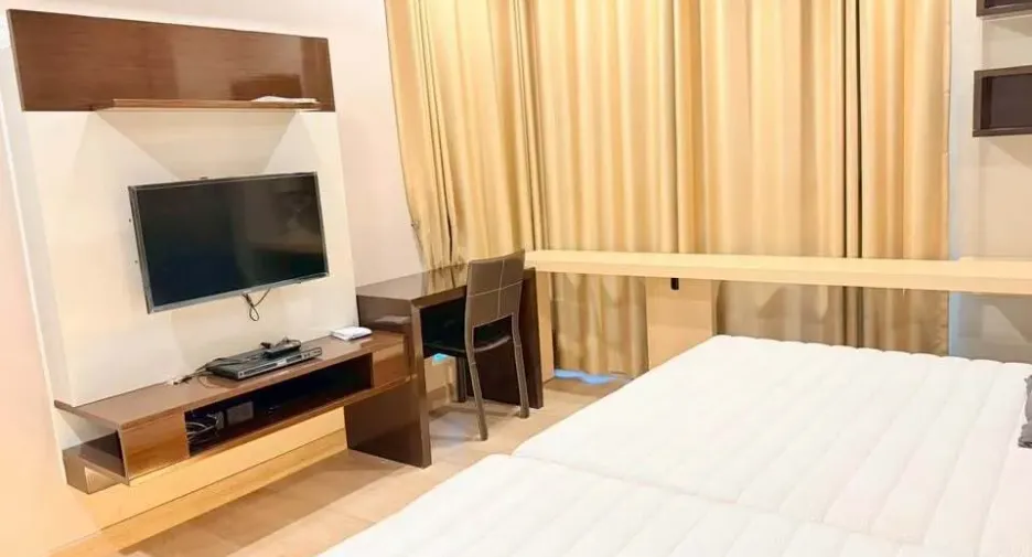 À louer 2 chambres condo à Pathum Wan, Bangkok