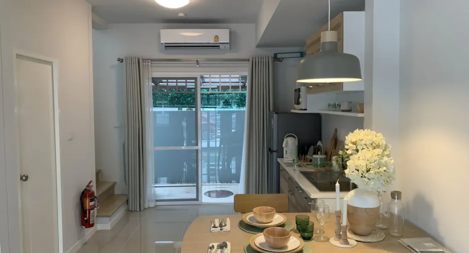 For rent 2 bedrooms townhouse in San Sai, Chiang Mai