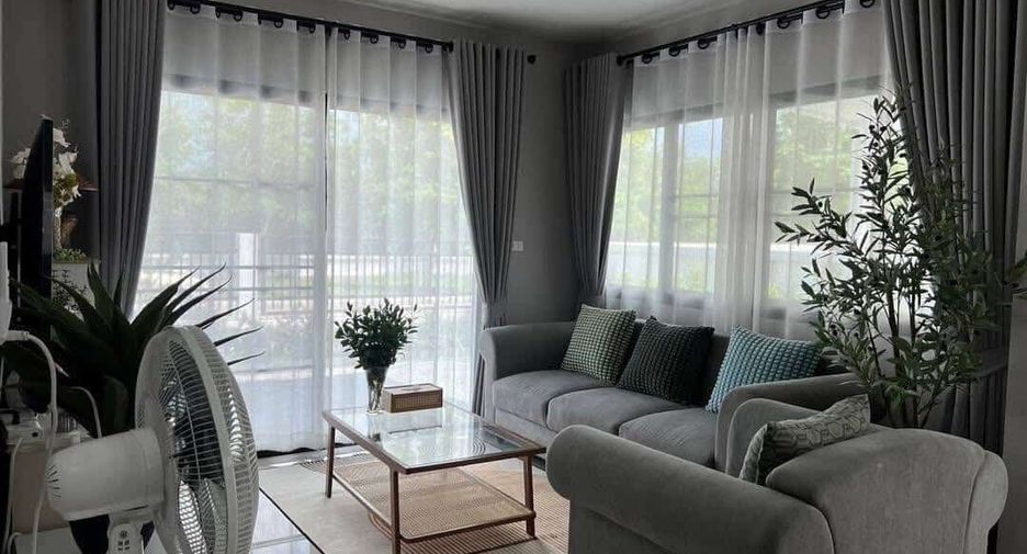 Haus zur Miete mit 3 Zimmer in San Kamphaeng, Chiang Mai