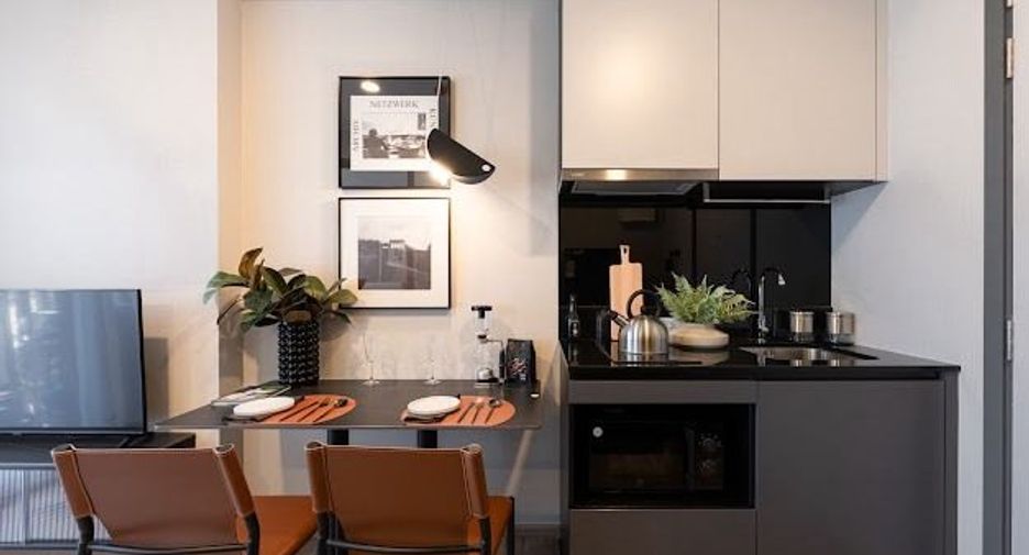 For sale 1 bed condo in Huai Khwang, Bangkok