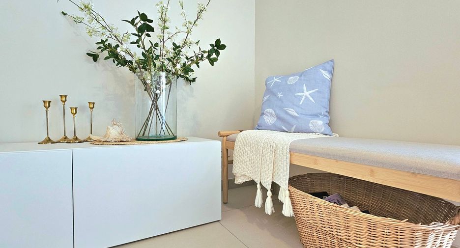 For sale 1 bed condo in Pratumnak, Pattaya
