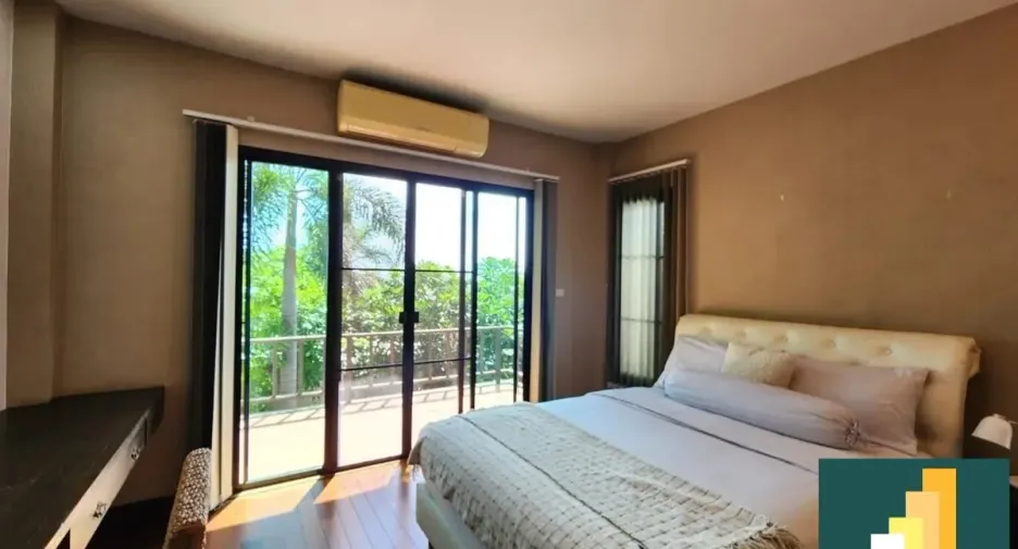 For rent and for sale 3 bedrooms house in Bang Lamung, Chonburi