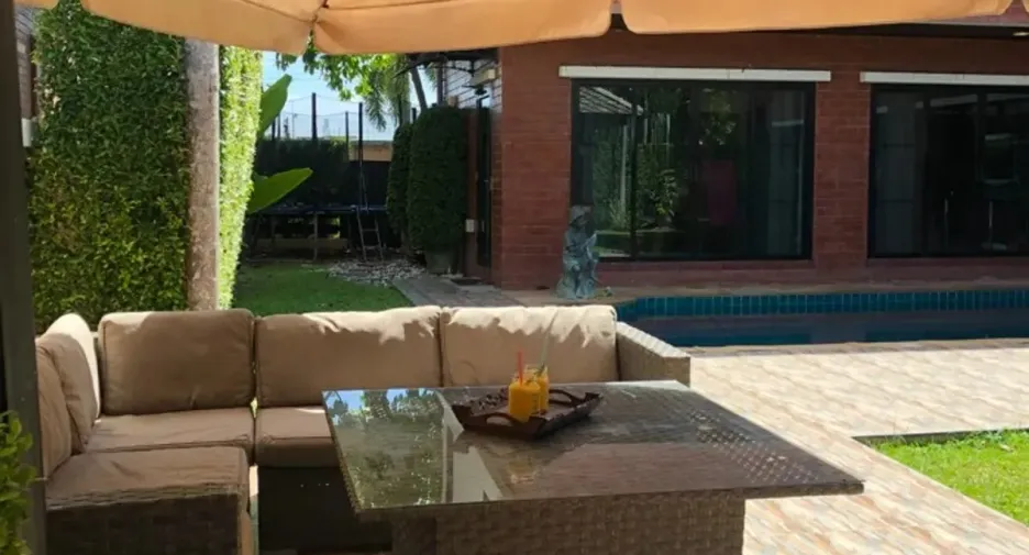For rent and for sale 3 bedrooms house in Bang Lamung, Chonburi