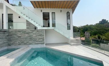 For sale 2 bedrooms villa in Mueang Phuket, Phuket