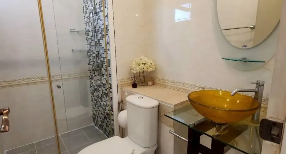For rent 2 bedrooms condo in Bang Na, Bangkok