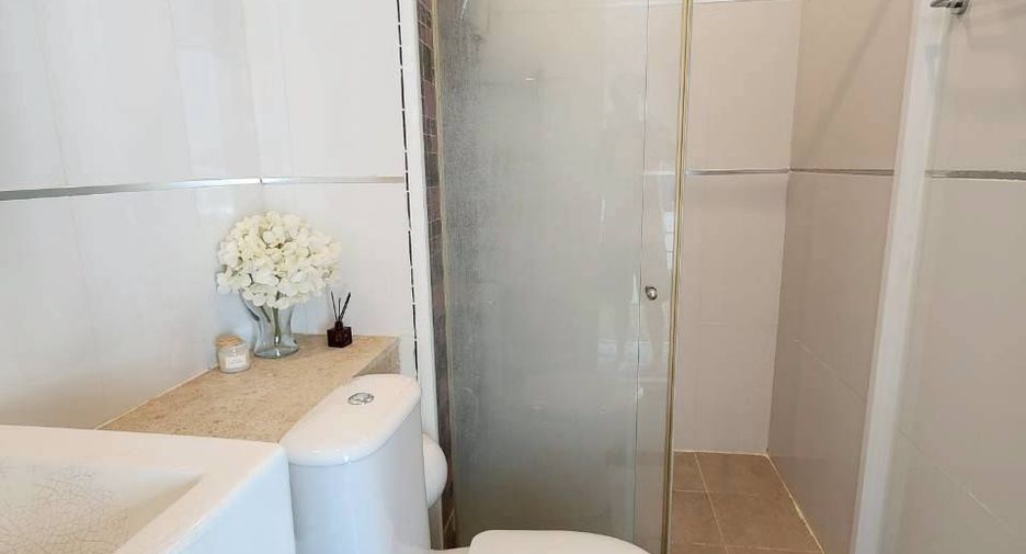 For rent 2 bedrooms condo in Bang Na, Bangkok